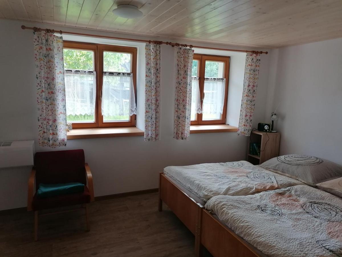 Apartman Na Statku Jílovice Exterior foto